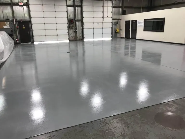 Commercial-Garage_Shop-Floor_Steel-Gray